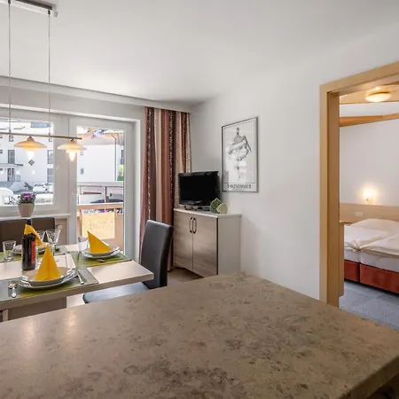 Nr 2 Haus Voglreiter * קפרון