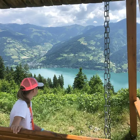 Nr 2 Haus Voglreiter * קפרון